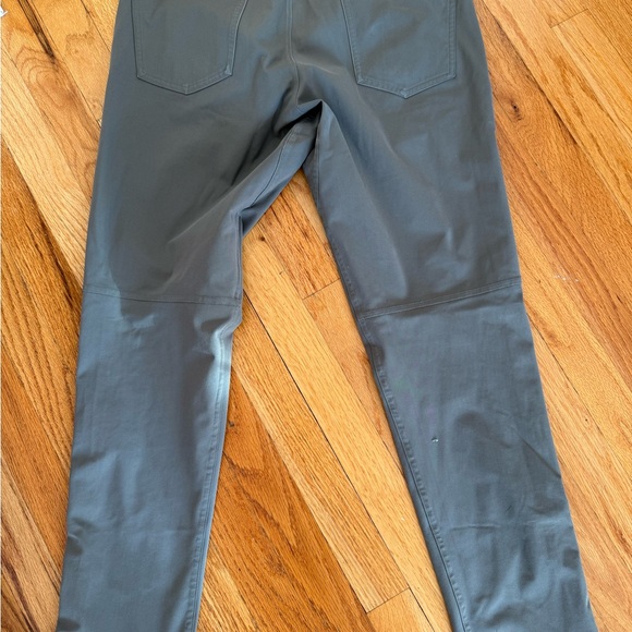 Lululemon Men's ABC Pants Slim Sage Green - Picture 3 of 4